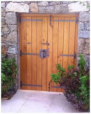 Naxos Wood